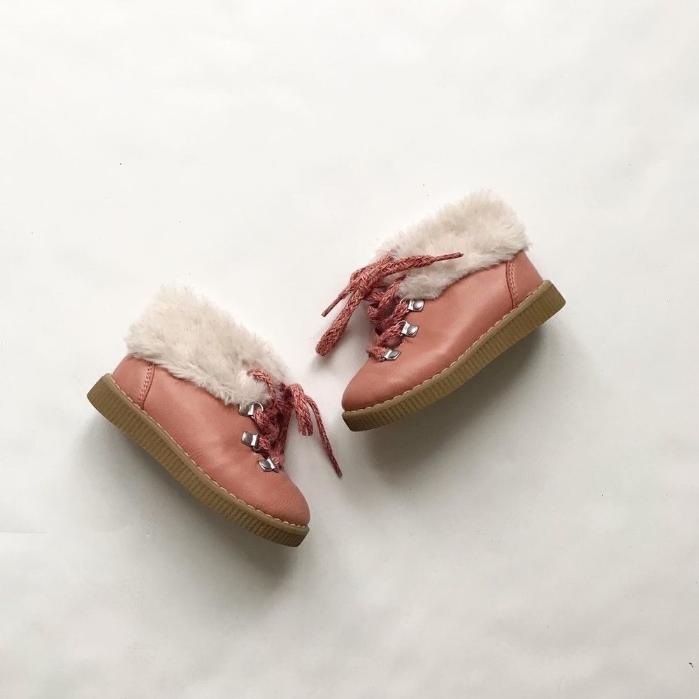 Zara pink faux fur lined boots EUC size 20(5)